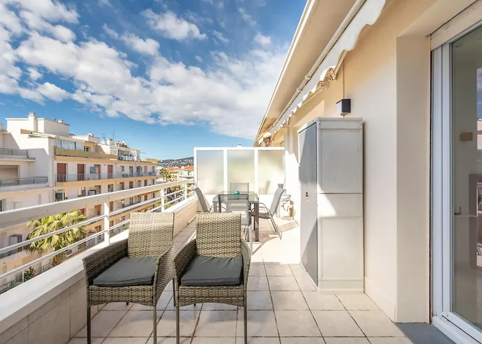 Juan Les Pins Entre Ciel Et , Dernier Etage Avec Terrasse *