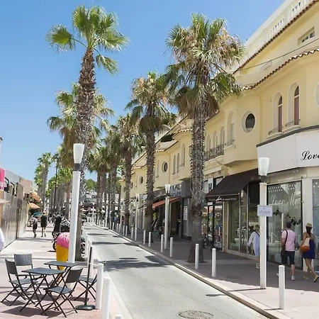 Lägenhet Juan Les Pins Entre Ciel Et , Dernier Etage Avec Terrasse *
